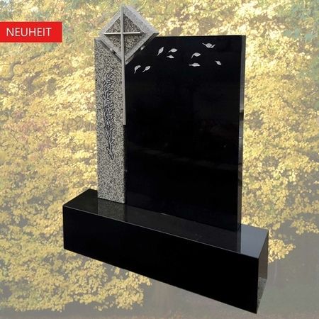 Denkmal mit Premium Black Granit und seitlicher Stele in Flossenbürger Granit. Sofort lieferbar! €3.846,–
