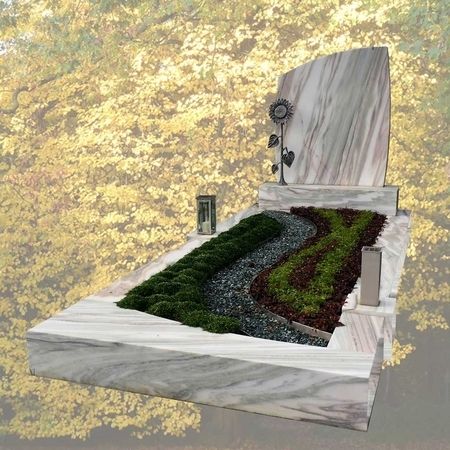 Grabanlage in Sölker Marmor (Österreichisches Material), inklusive Sonnenblume und Edelstahltrennung für grünen Marmorkies.